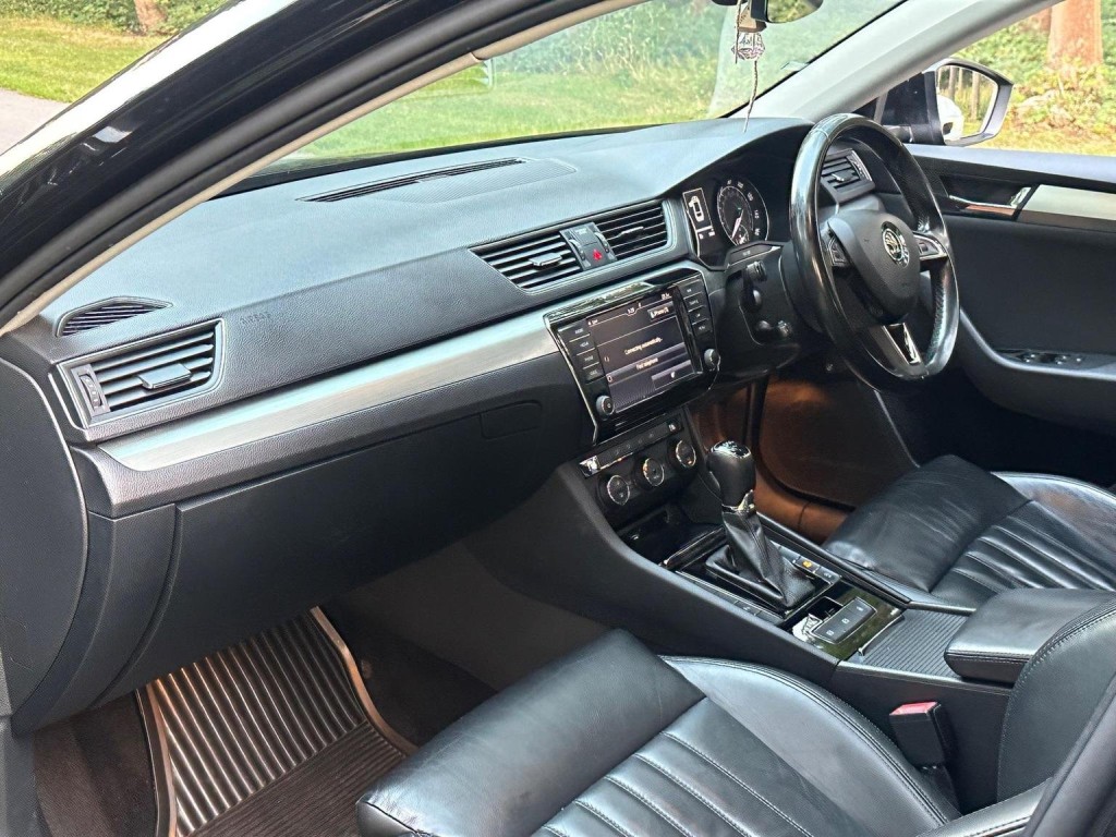 View SKODA SUPERB 1.6 TDI SE Technology DSG Euro 6 (s/s) 5dr