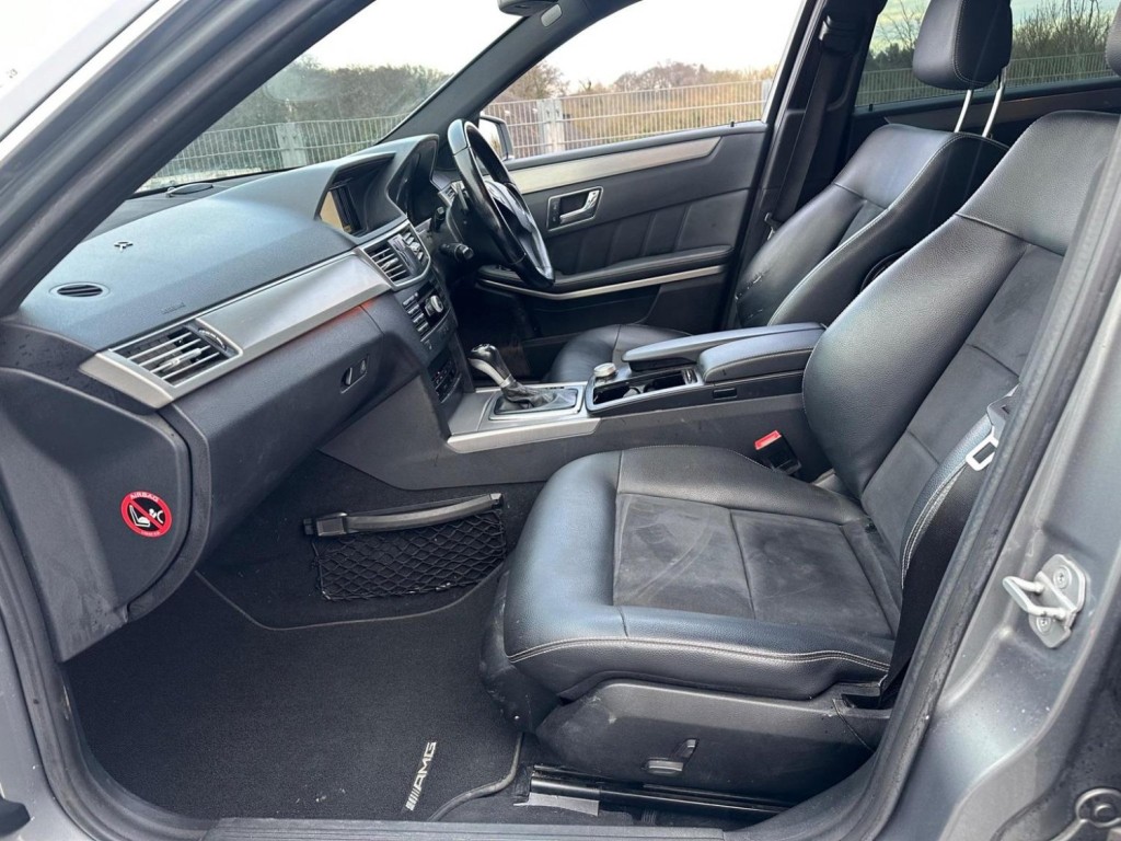 MERCEDES-BENZ E CLASS