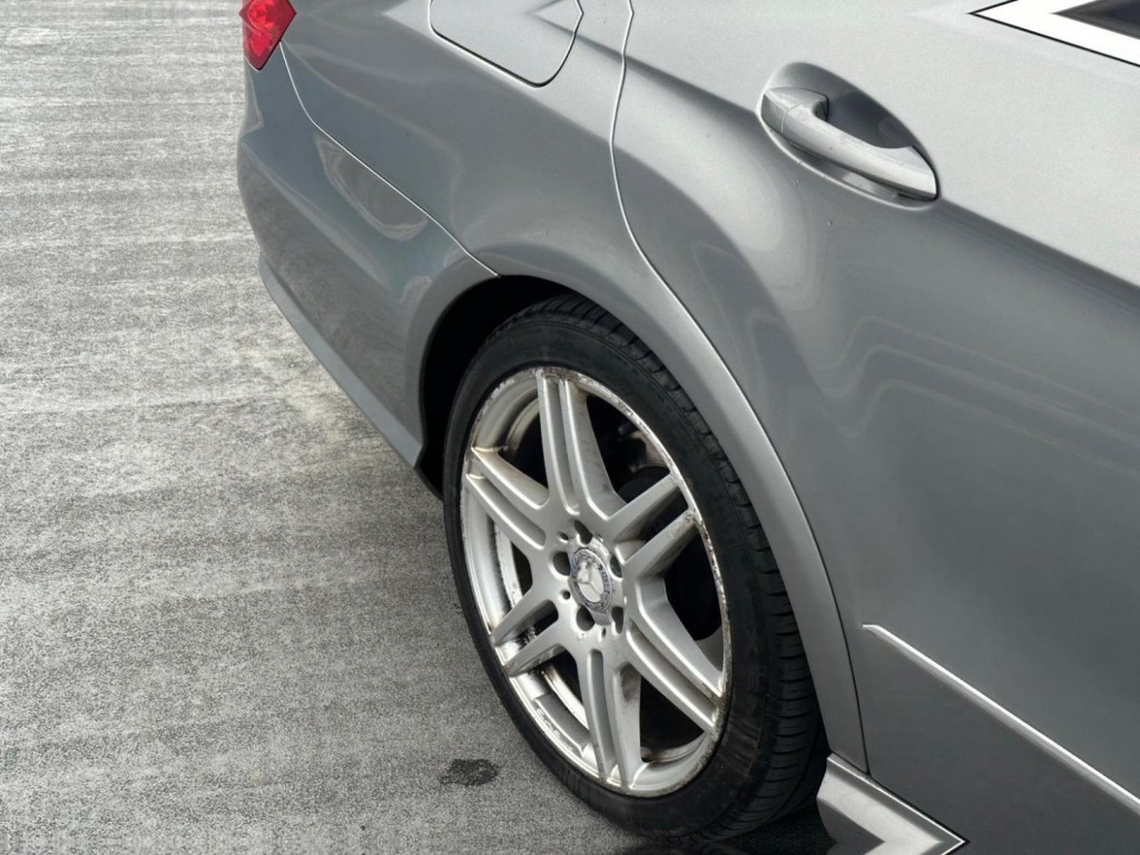 MERCEDES-BENZ E CLASS