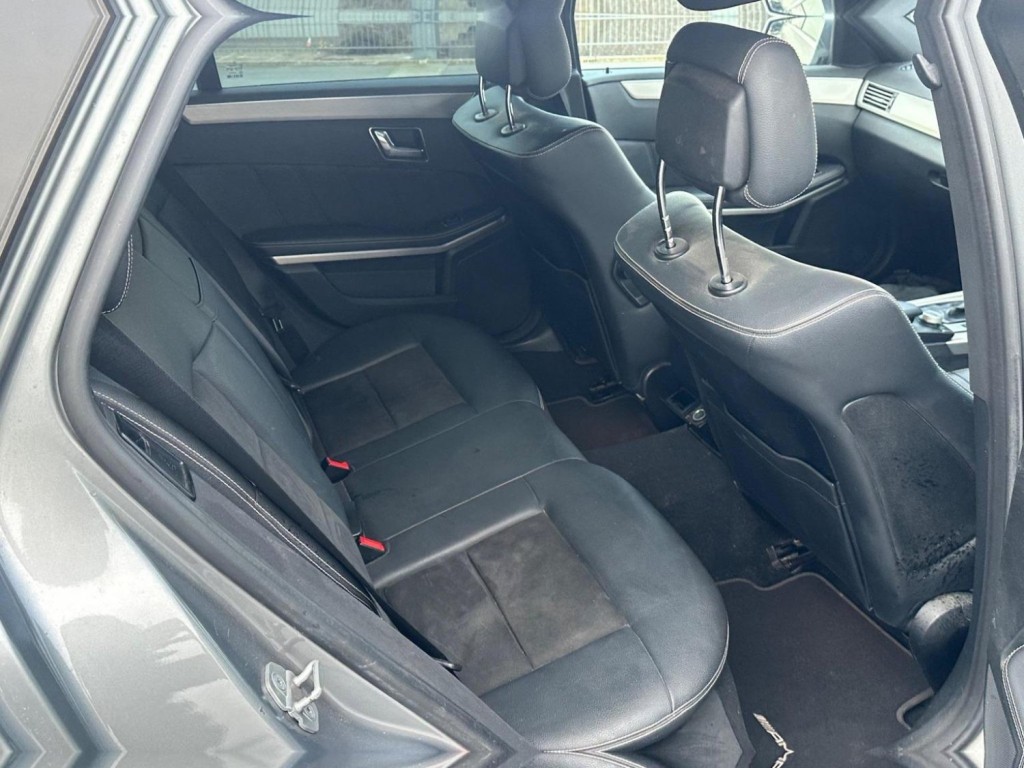 MERCEDES-BENZ E CLASS