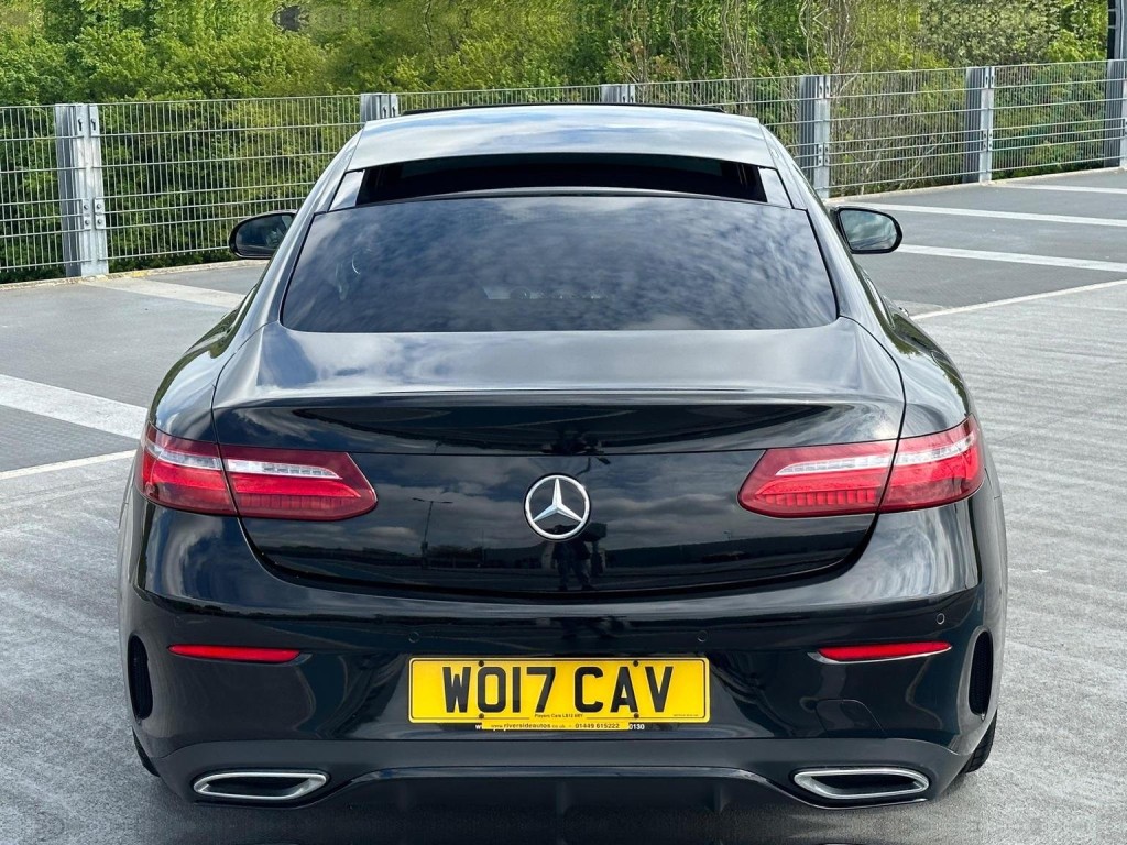 MERCEDES-BENZ E CLASS