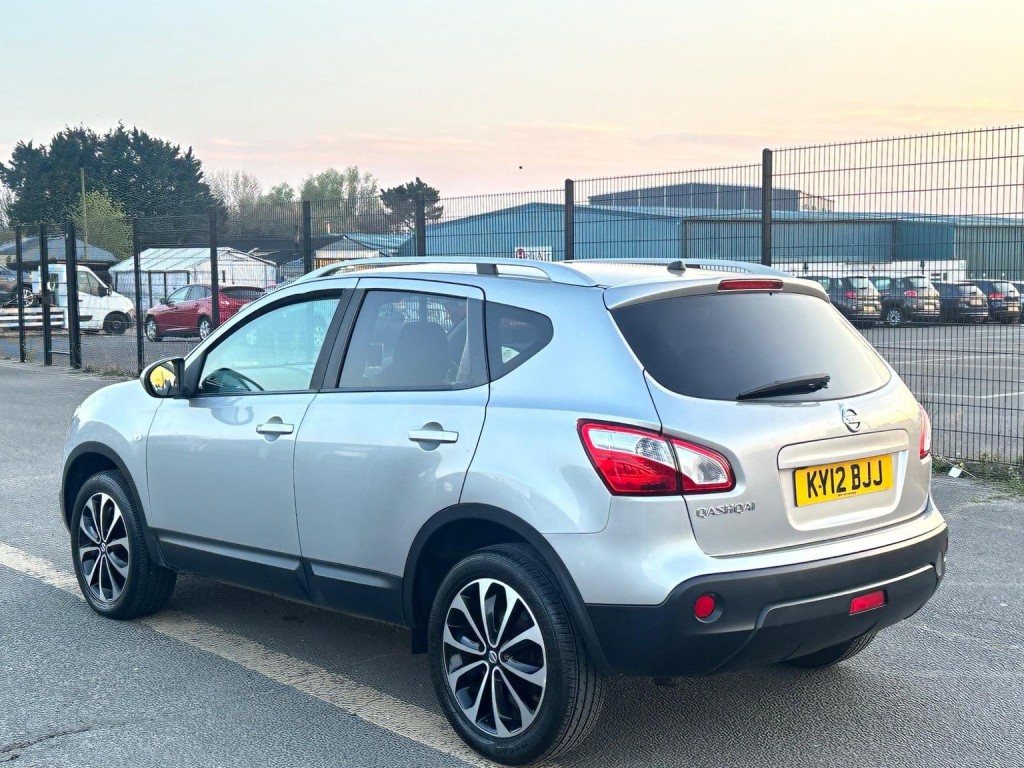 NISSAN QASHQAI