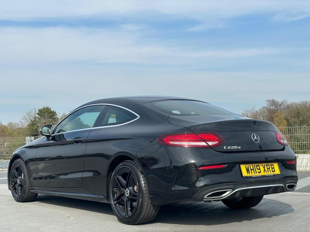 View MERCEDES-BENZ C CLASS 2.0 C220d AMG Line (Premium) G-Tronic+ Euro 6 (s/s) 2dr