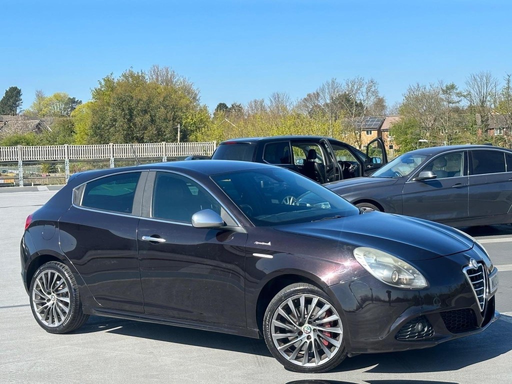 View ALFA ROMEO GIULIETTA 2.0 JTDM-2 Sportiva TCT Euro 5 (s/s) 5dr
