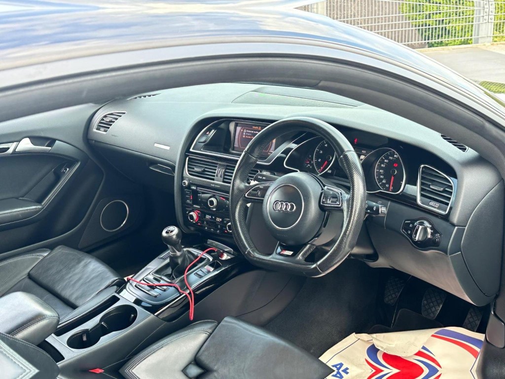 View AUDI A5 1.8 TFSI Black Edition Euro 5 (s/s) 2dr