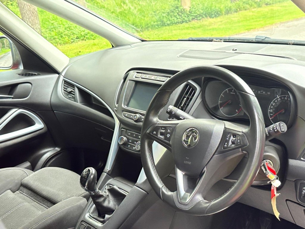 VAUXHALL ZAFIRA TOURER