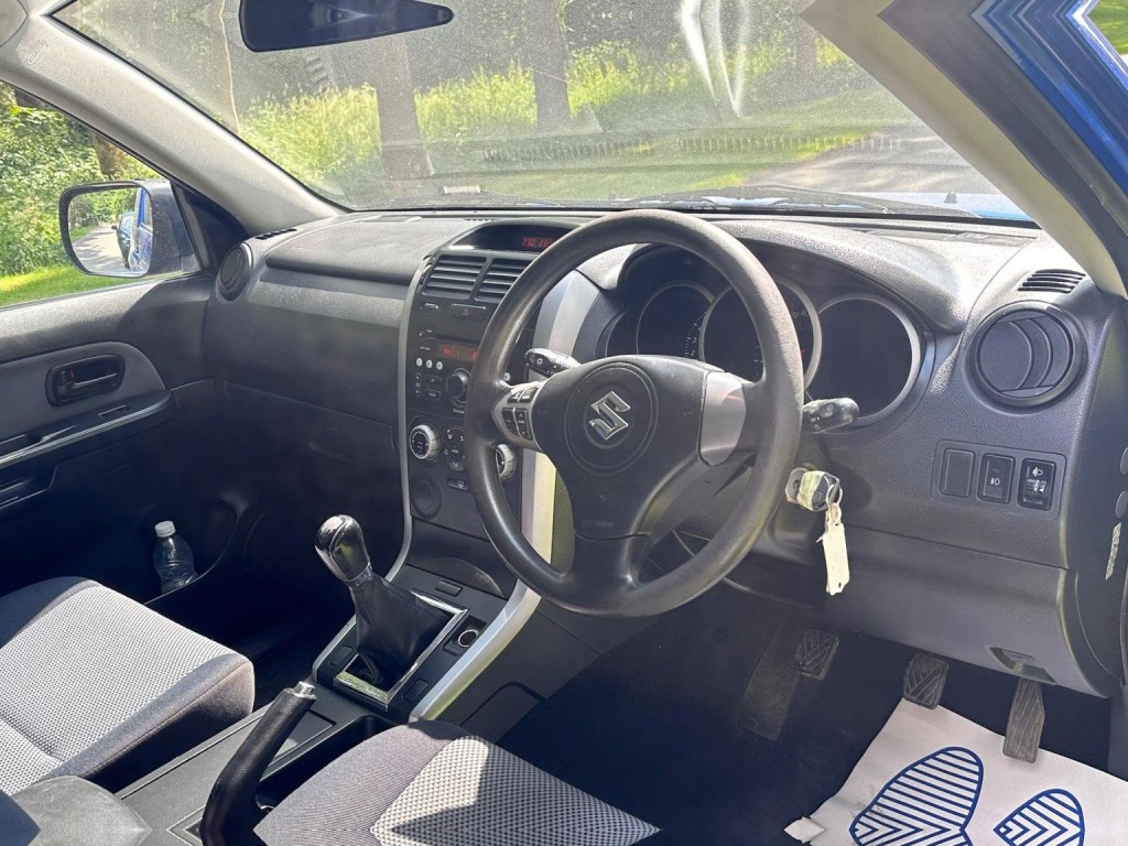 SUZUKI GRAND VITARA