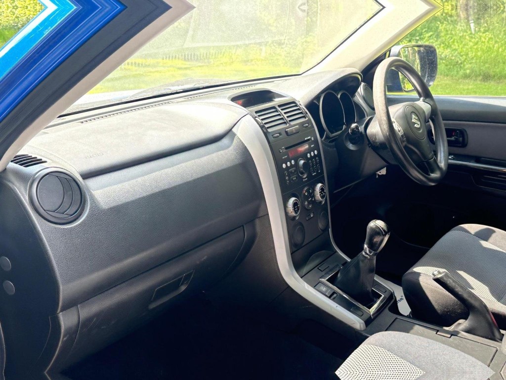 SUZUKI GRAND VITARA