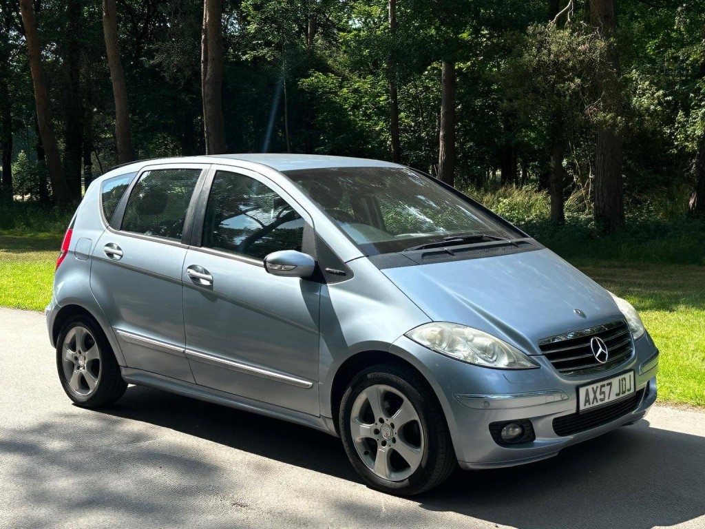 View MERCEDES-BENZ A CLASS 1.7 A170 Avantgarde SE CVT 5dr