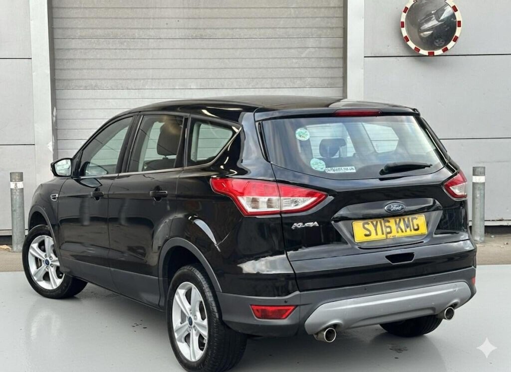 View FORD KUGA 2.0 TDCi Zetec AWD Euro 6 (s/s) 5dr