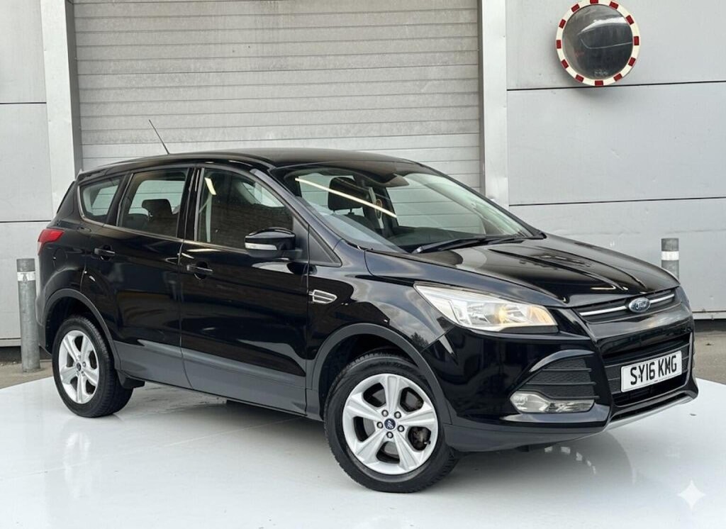 View FORD KUGA 2.0 TDCi Zetec AWD Euro 6 (s/s) 5dr