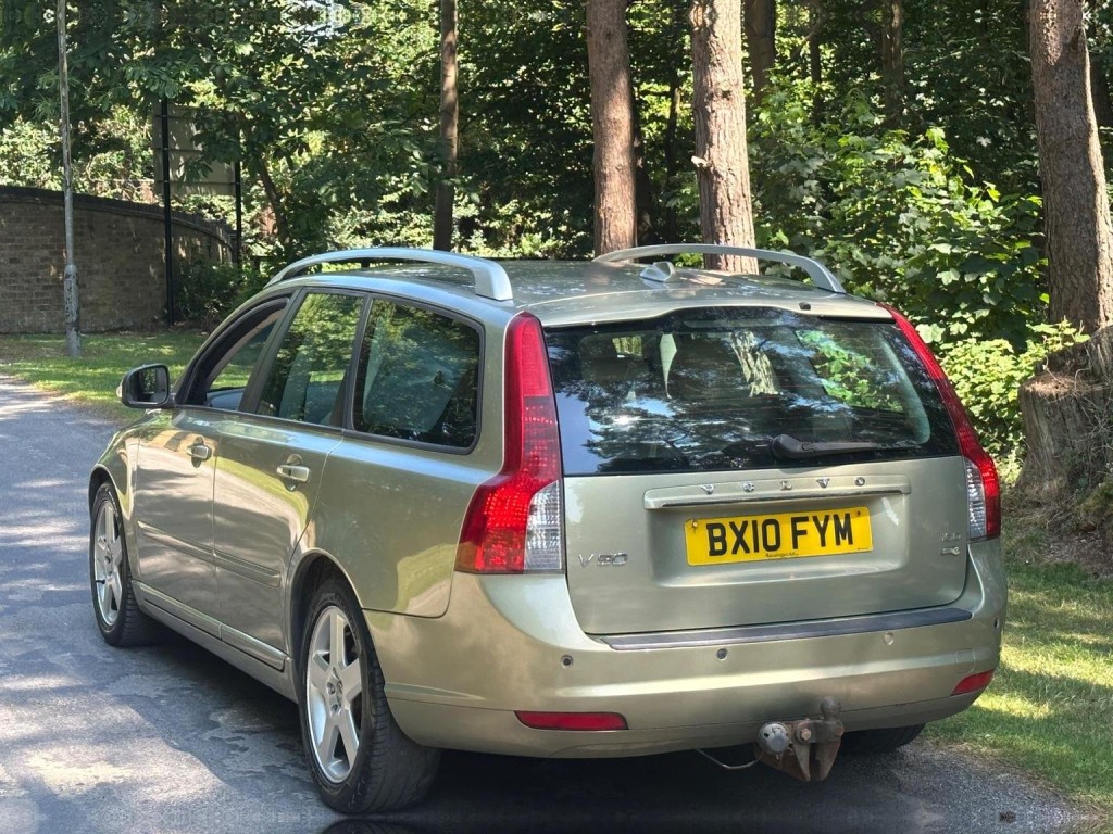 VOLVO V50