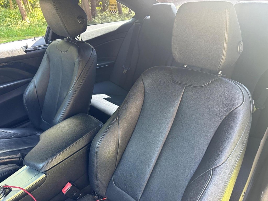 View BMW 4 SERIES 3.0 435d M Sport Auto xDrive Euro 6 (s/s) 2dr