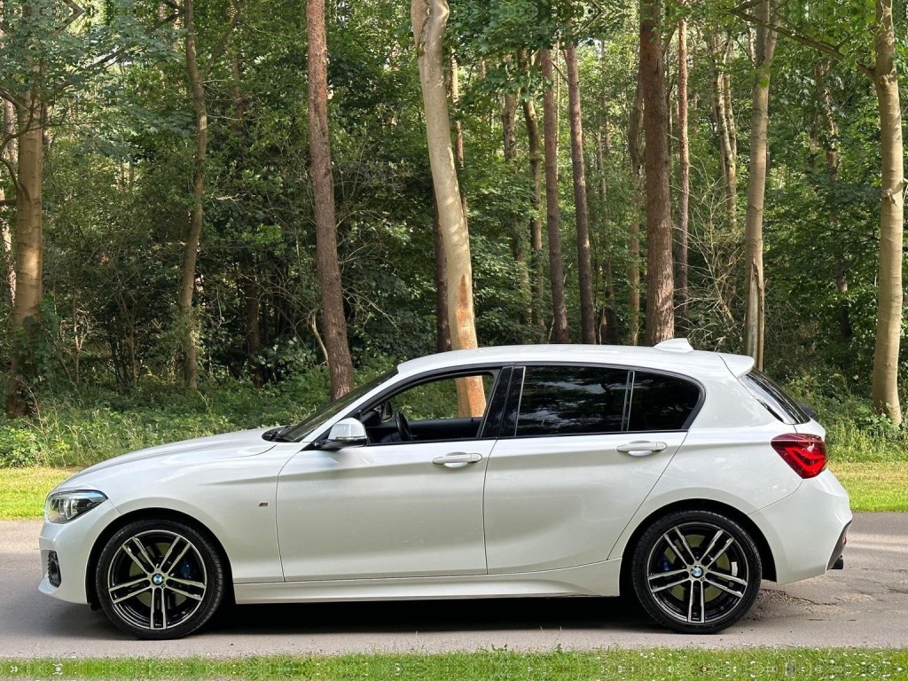 View BMW 1 SERIES 2.0 118d M Sport Shadow Edition Auto Euro 6 (s/s) 5dr