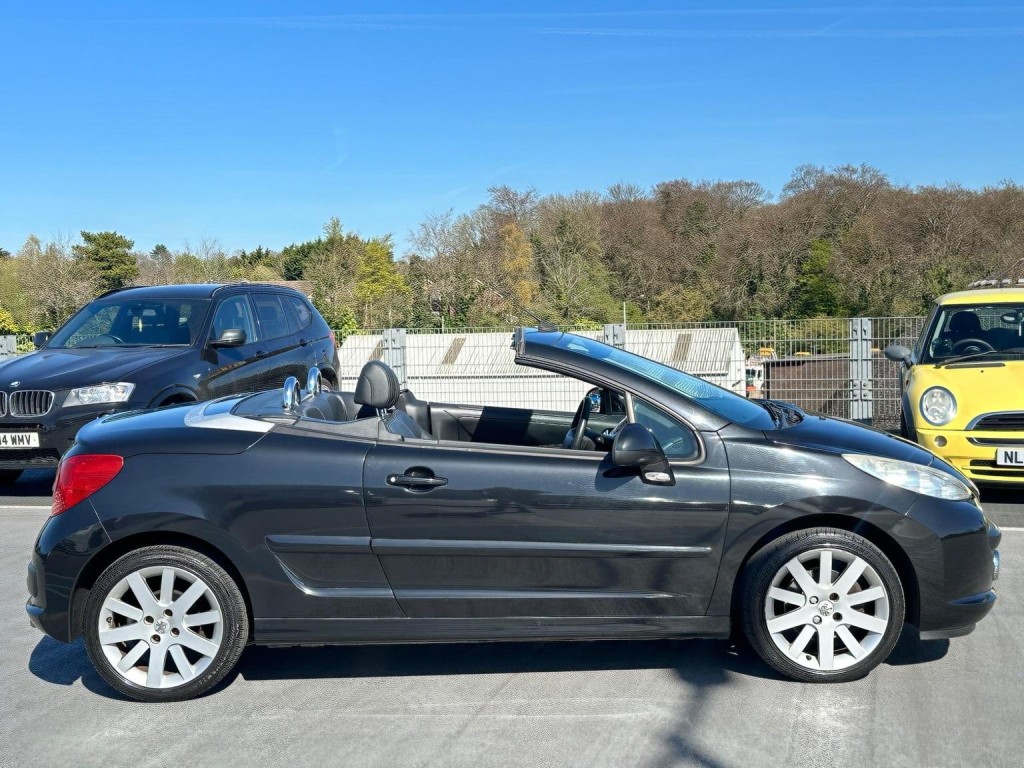 PEUGEOT 207 CC