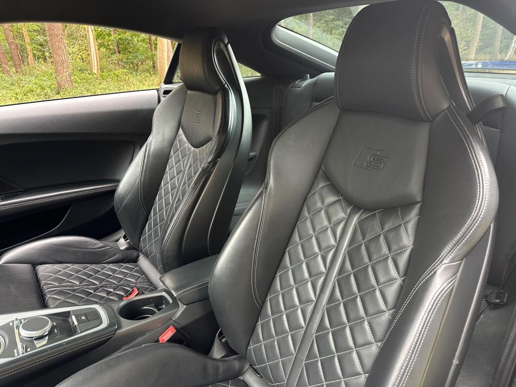 View AUDI TTS 2.0 TFSI S Tronic quattro Euro 6 (s/s) 3dr