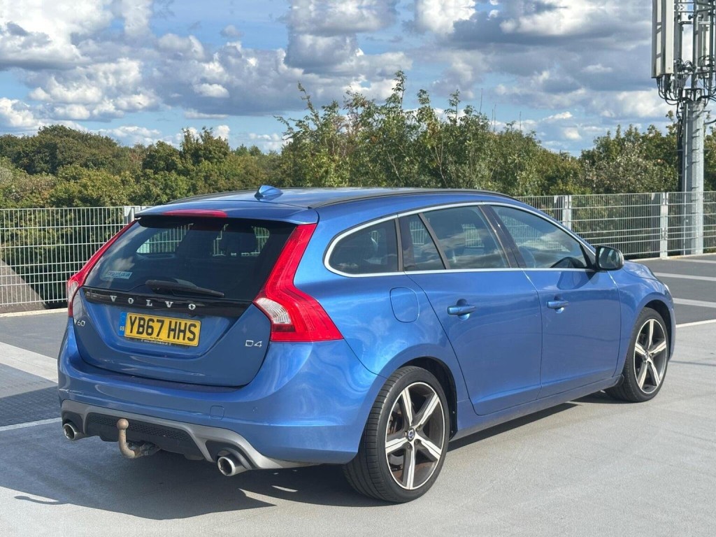 VOLVO V60