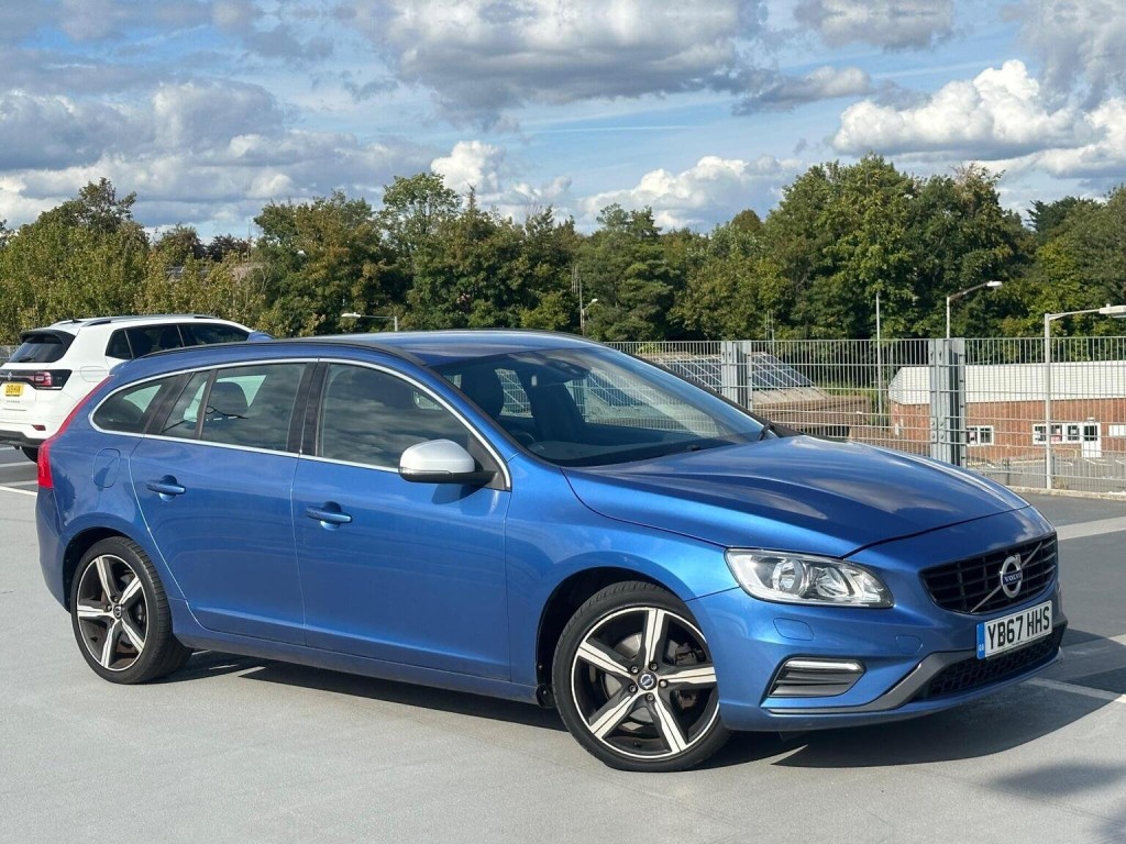 View VOLVO V60 2.0 D4 R-Design Nav Euro 6 (s/s) 5dr