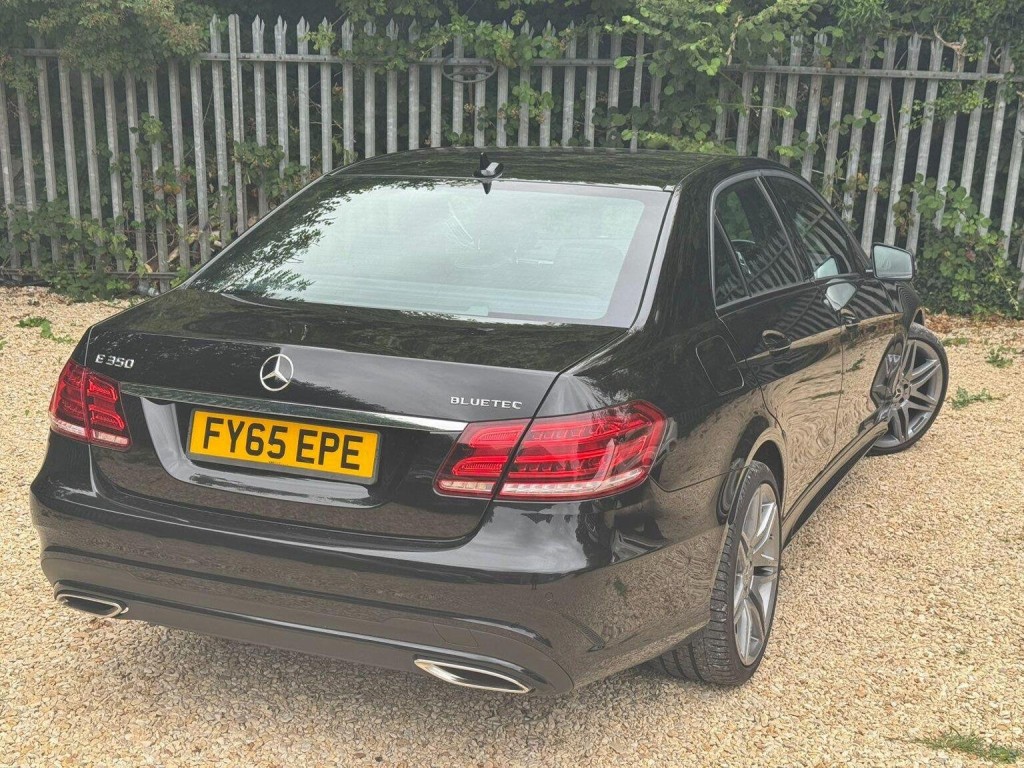 MERCEDES-BENZ E CLASS