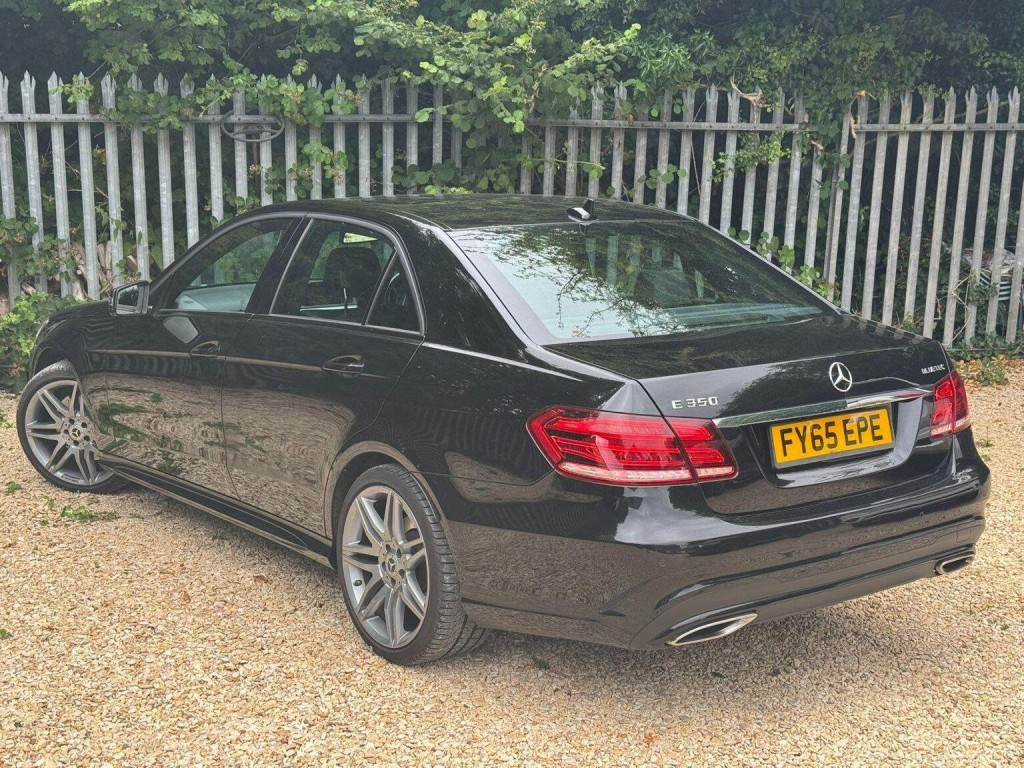 MERCEDES-BENZ E CLASS