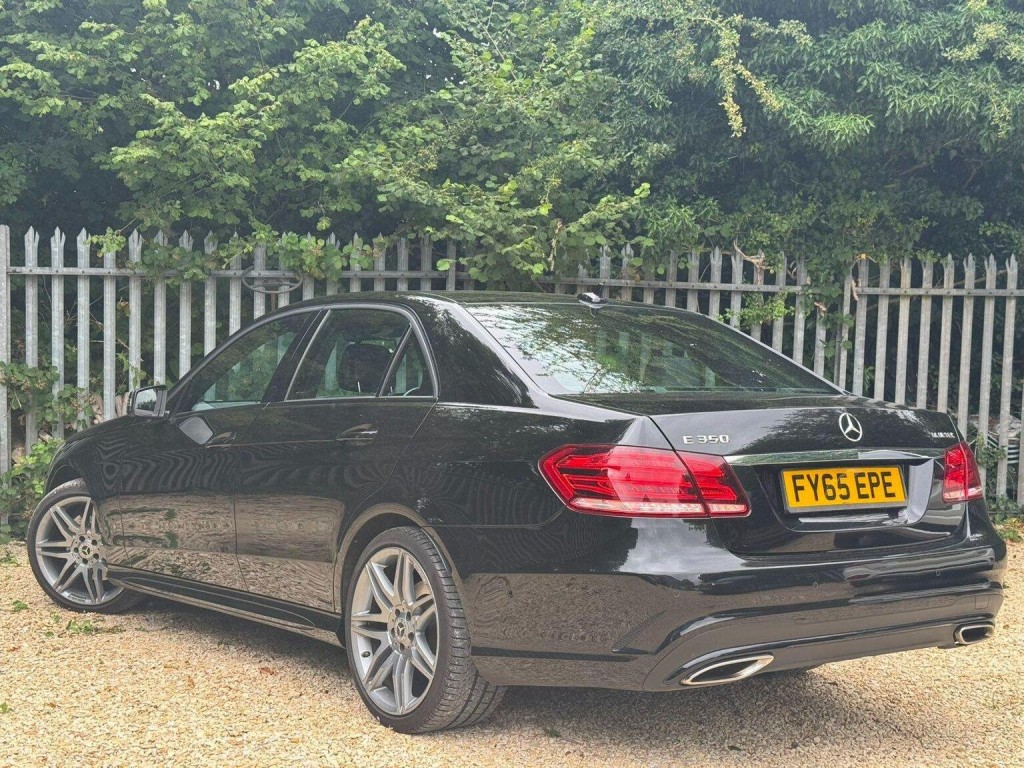 MERCEDES-BENZ E CLASS