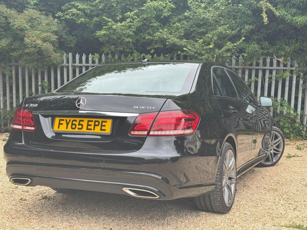 MERCEDES-BENZ E CLASS