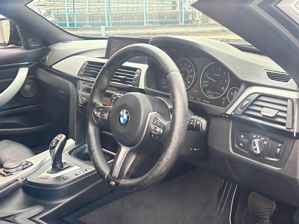 View BMW 4 SERIES 2.0 420d M Sport Auto Euro 6 (s/s) 2dr