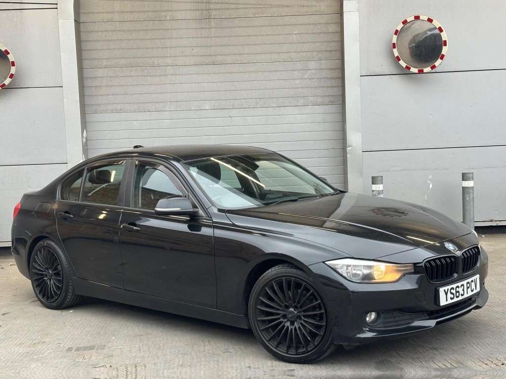 View BMW 3 SERIES 2.0 320d ED EfficientDynamics Business Auto Euro 5 (s/s) 4dr