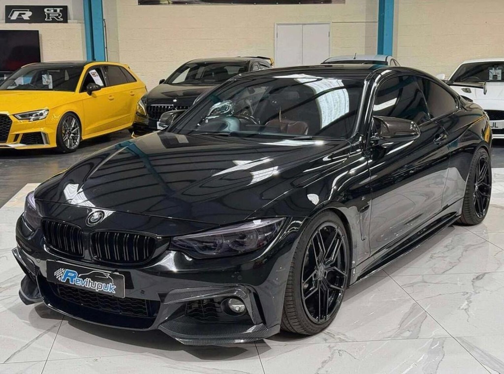 View BMW 4 SERIES 3.0 440i M Sport Auto Euro 6 (s/s) 2dr