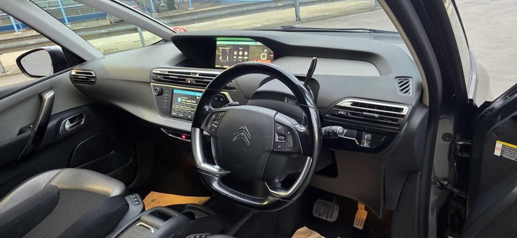 View CITROEN GRAND C4 PICASSO 2.0 BlueHDi Flair EAT6 Euro 6 (s/s) 5dr
