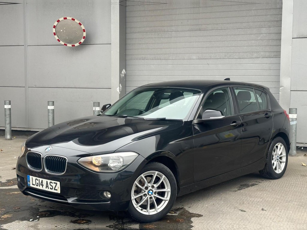BMW 1 SERIES