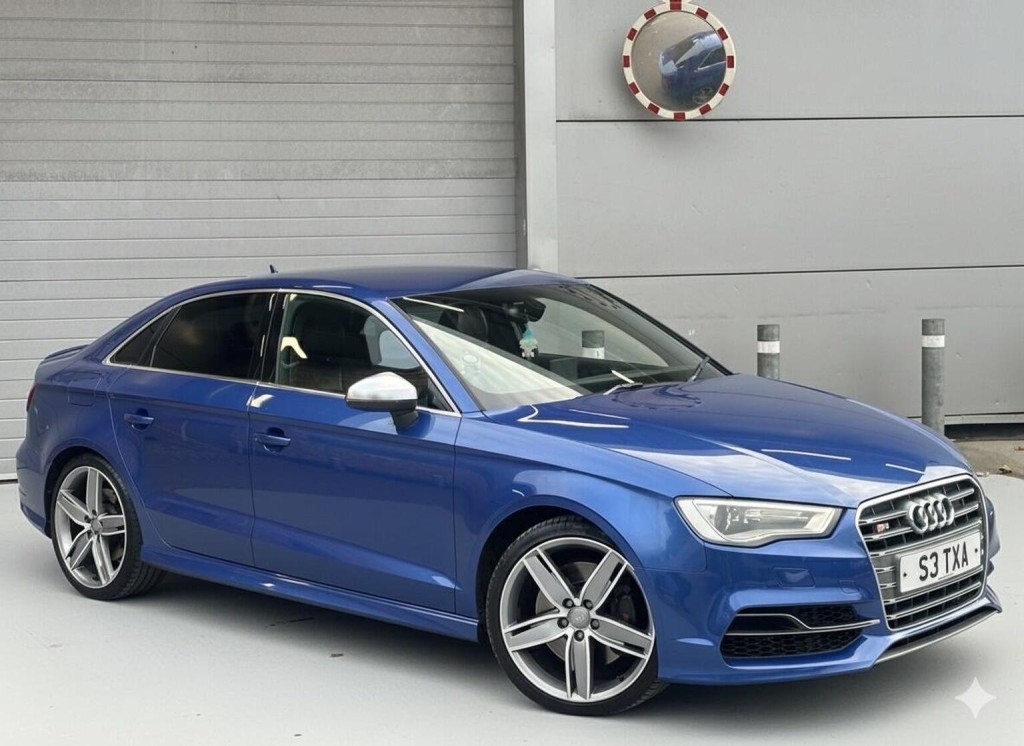 View AUDI S3 2.0 TFSI S Tronic quattro Euro 6 (s/s) 4dr