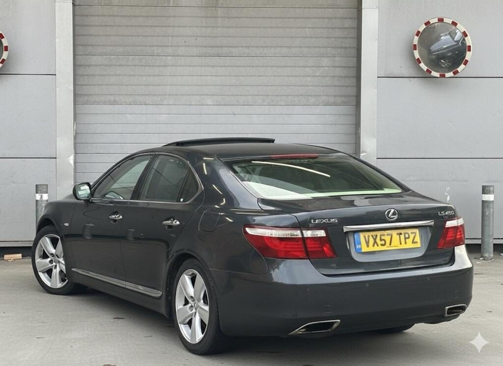 View LEXUS LS 4.6 460 V8 SE-L Auto Euro 4 4dr