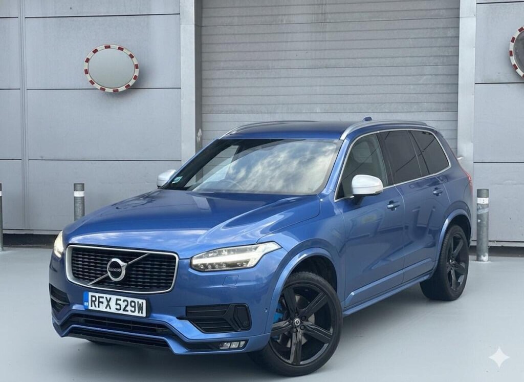 View VOLVO XC90 2.0 D5 R-Design Geartronic 4WD Euro 6 (s/s) 5dr