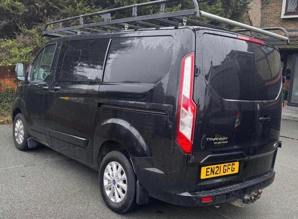View FORD TRANSIT CUSTOM 2.0 320 EcoBlue Limited Crew Van Auto L1 H1 Euro 6 (s/s) 5dr