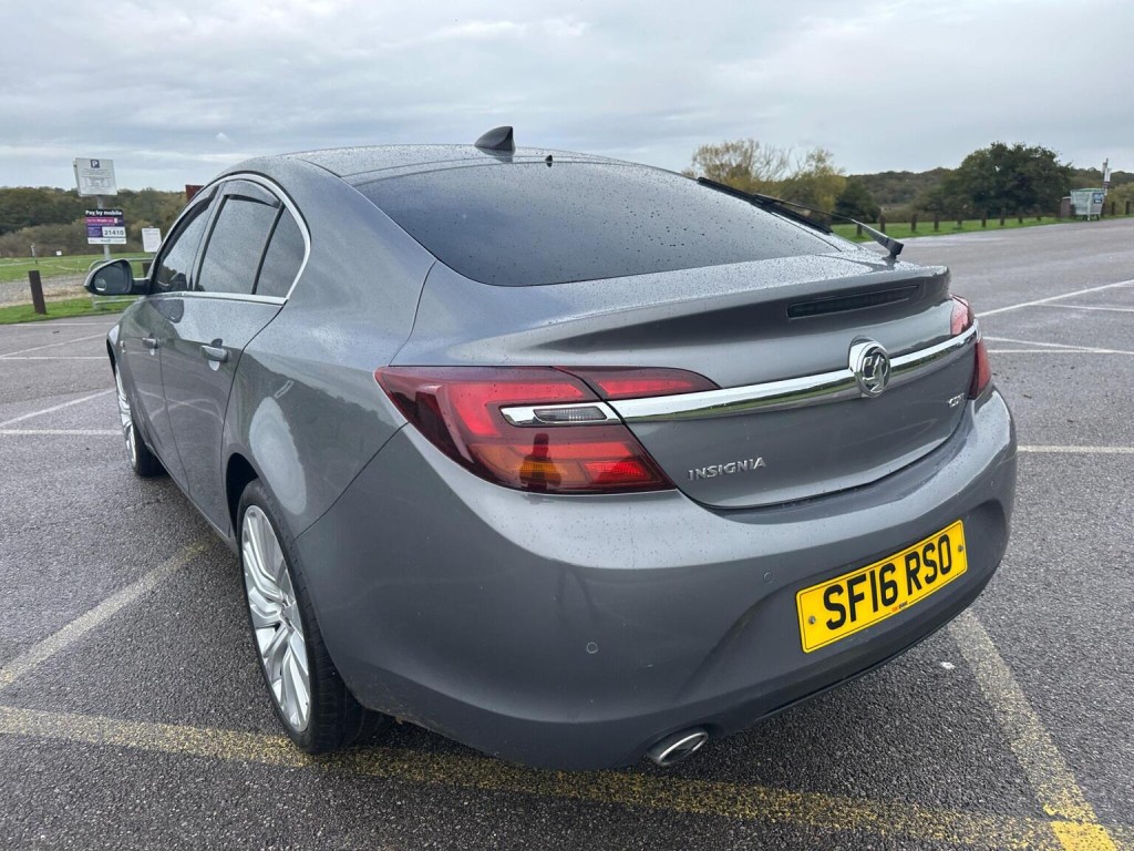 VAUXHALL INSIGNIA