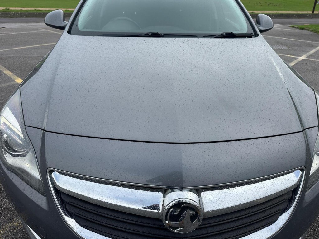 VAUXHALL INSIGNIA