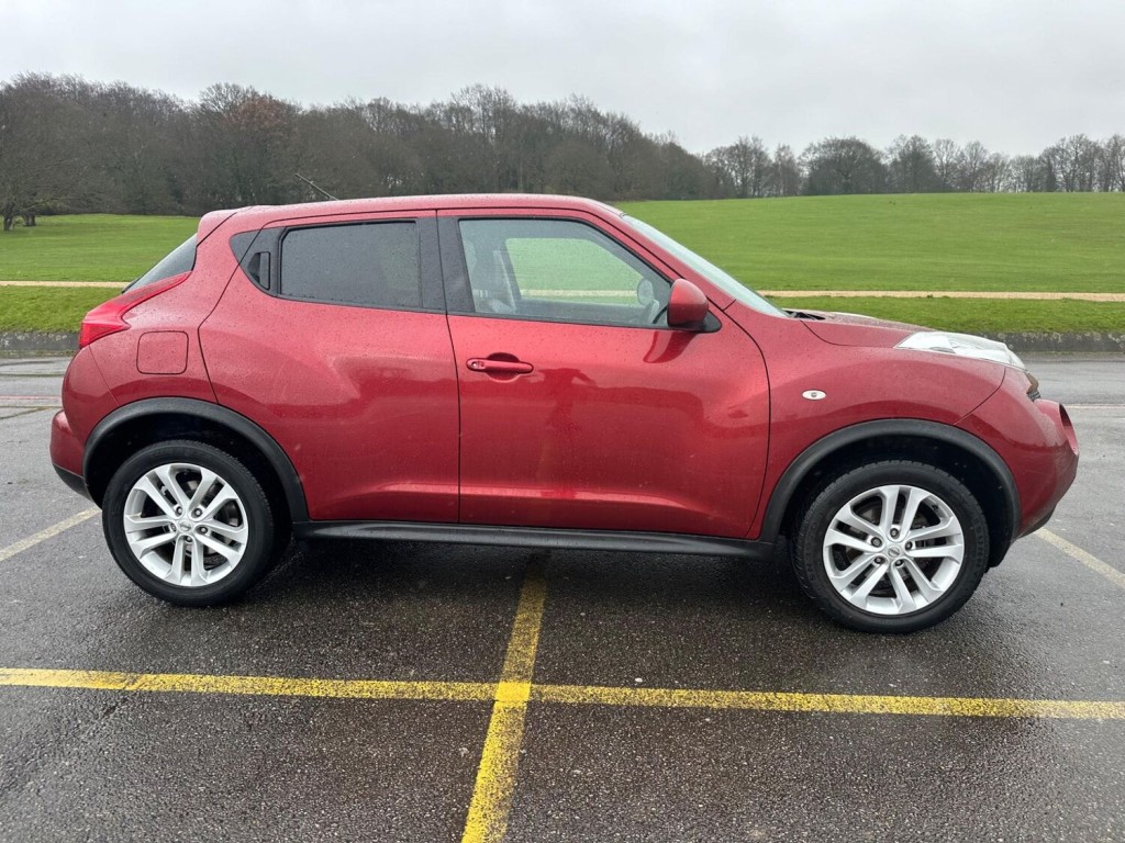 NISSAN JUKE