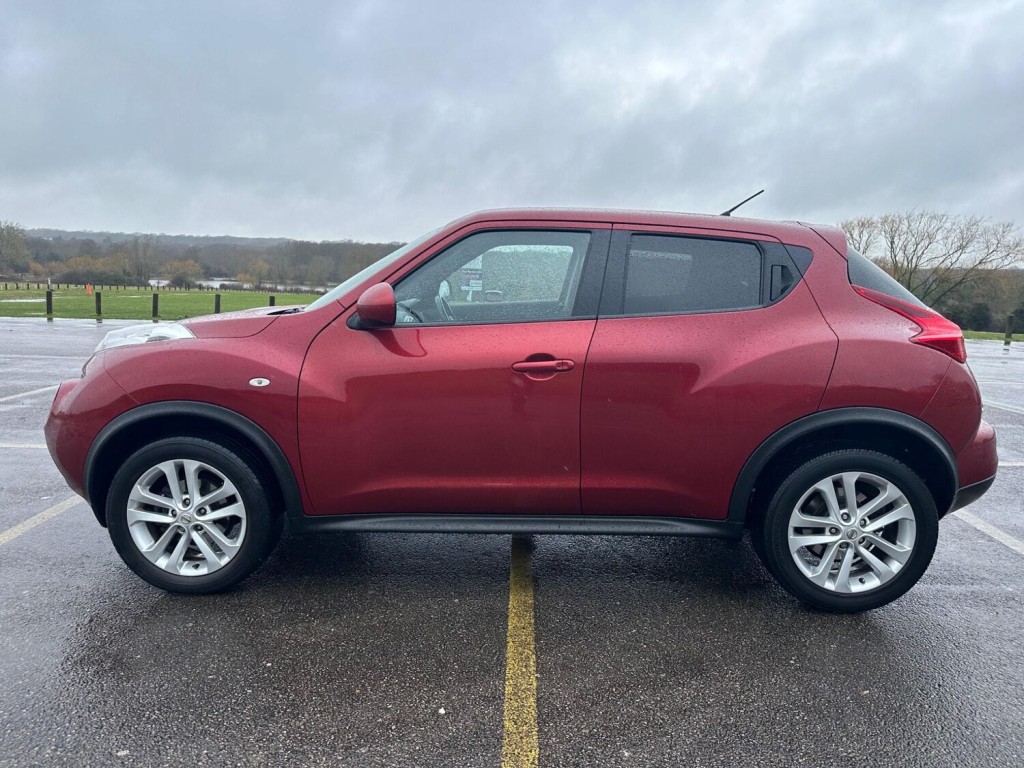 NISSAN JUKE