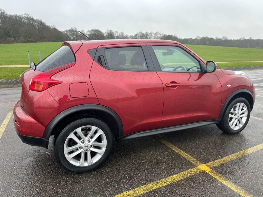 NISSAN JUKE
