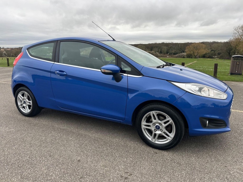 FORD FIESTA