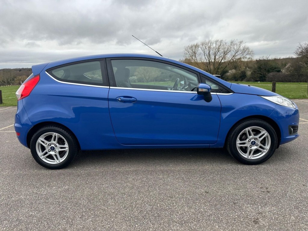 FORD FIESTA