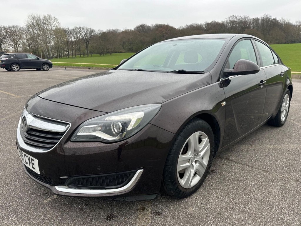 VAUXHALL INSIGNIA