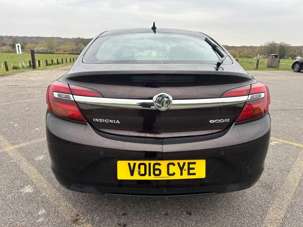 VAUXHALL INSIGNIA