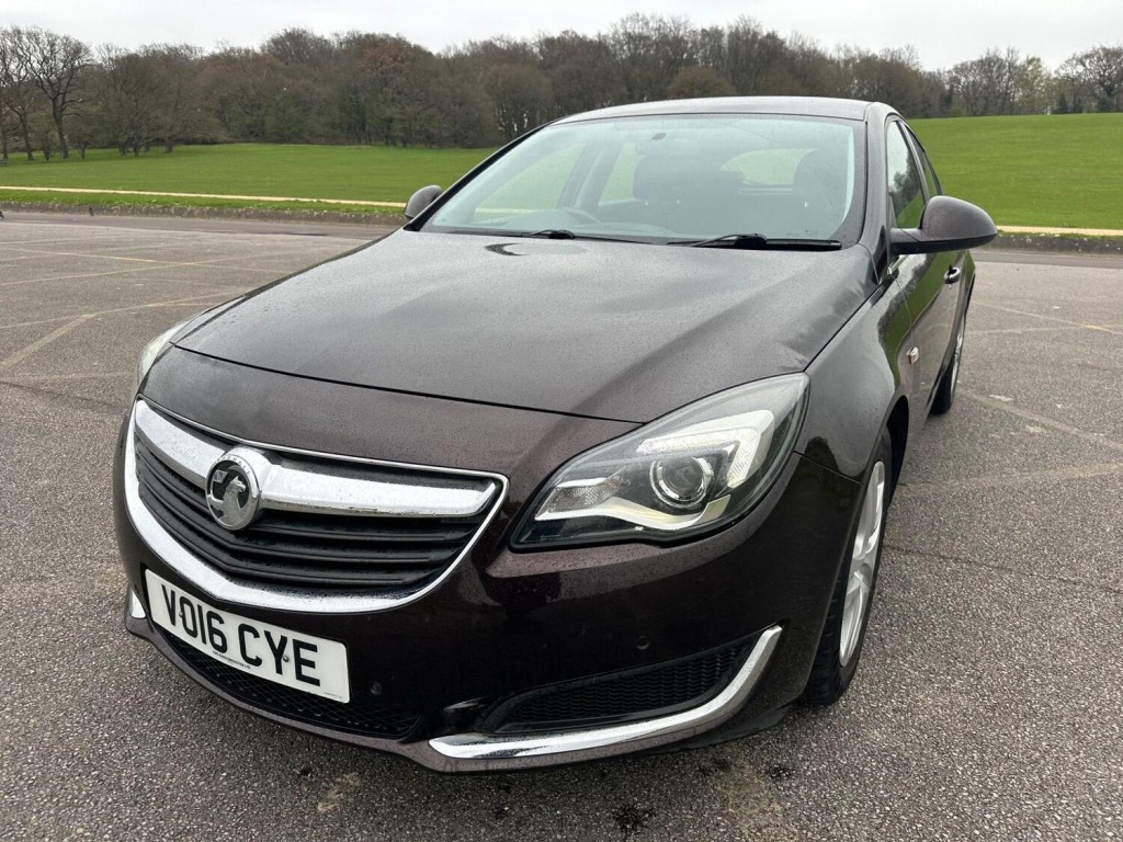 VAUXHALL INSIGNIA