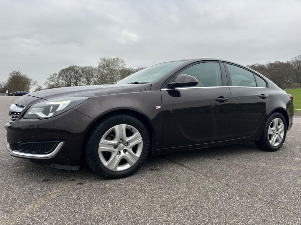 VAUXHALL INSIGNIA