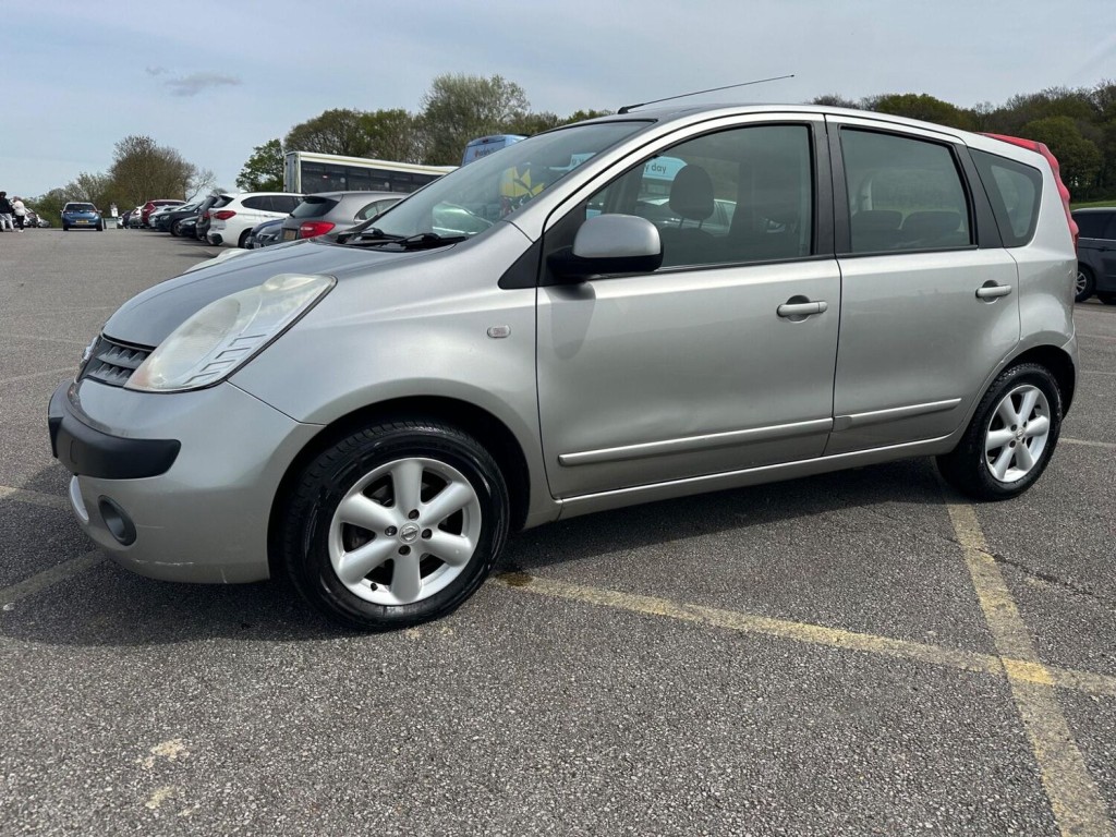 NISSAN NOTE