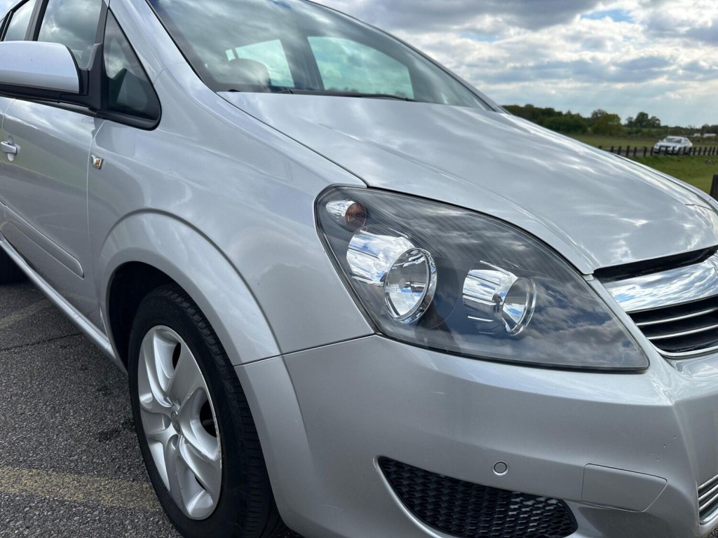 VAUXHALL ZAFIRA