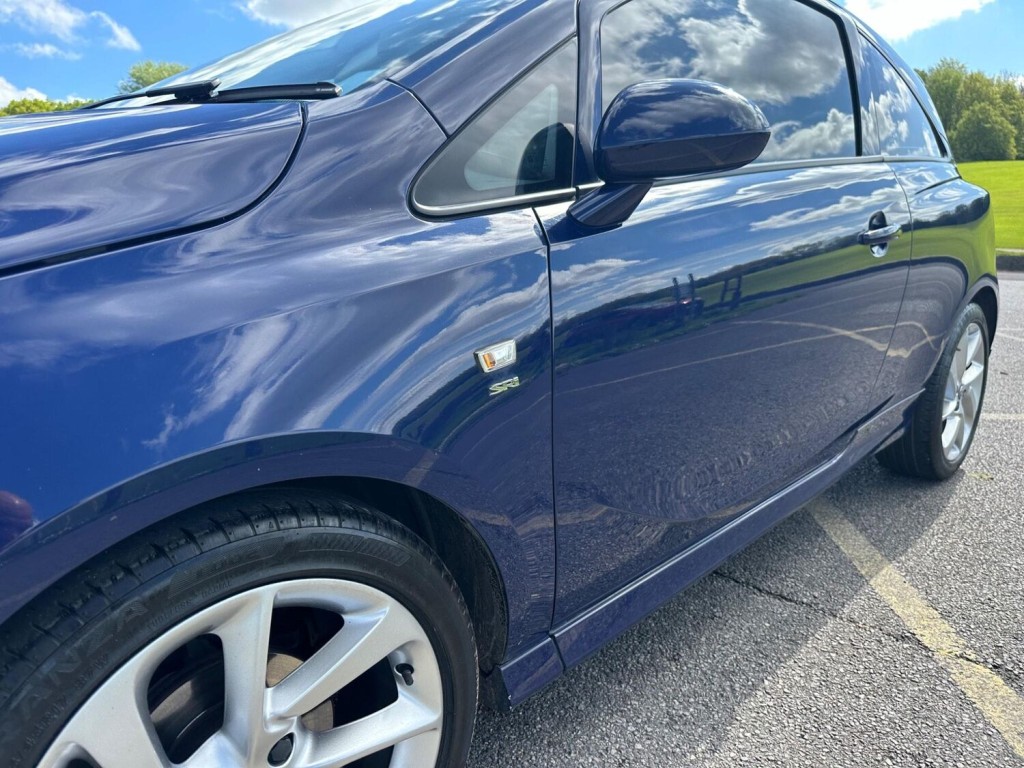 VAUXHALL CORSA