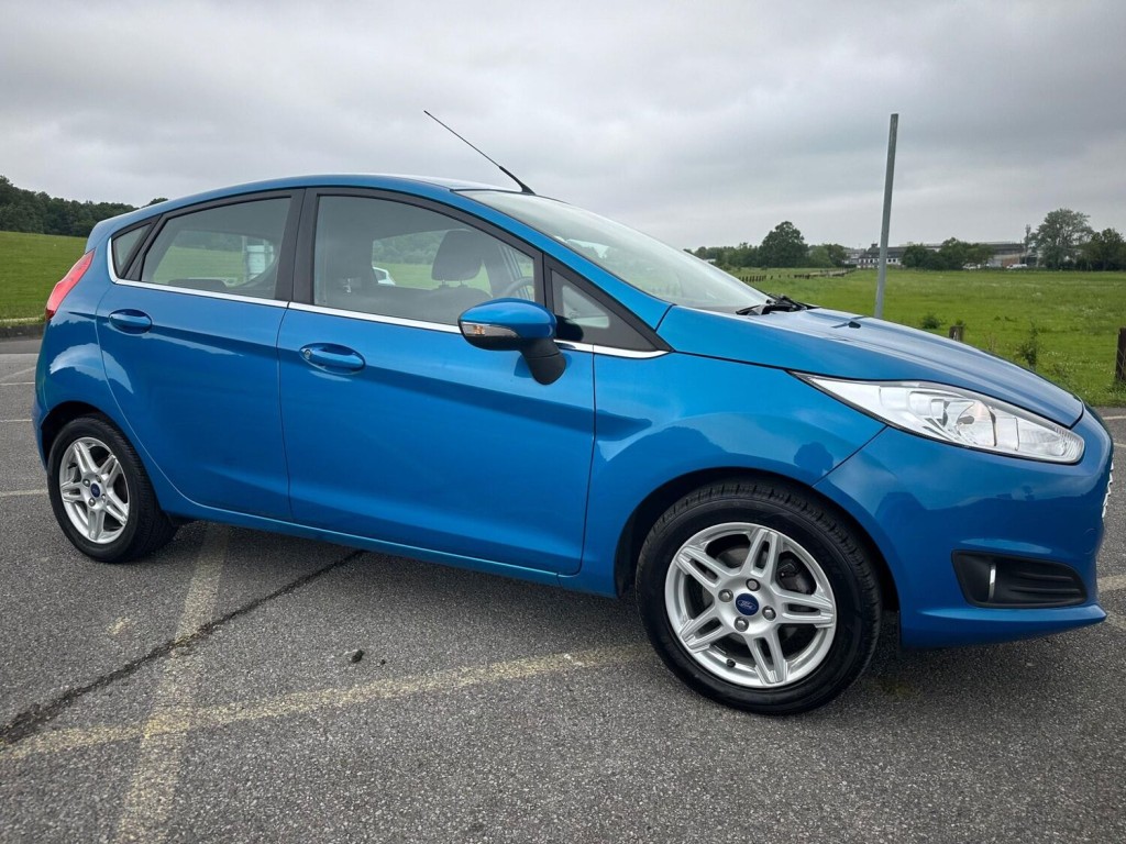 FORD FIESTA